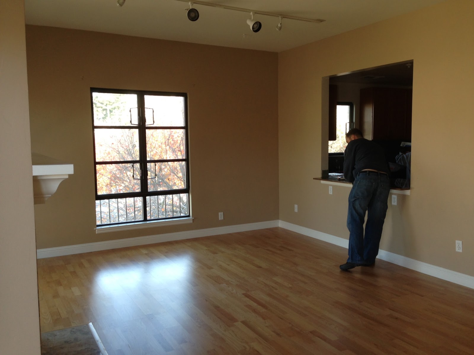 casacaudill PAINTING THE NEW CONDO