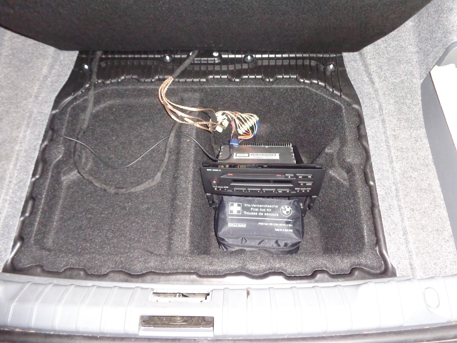 Engineering(DIY) Car PC project(August 2013 update)