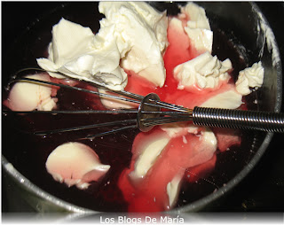 Tarta de queso con cobertura de mermelada de fresón