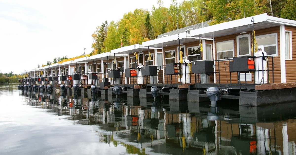 Leisure Island Houseboats, Temagami Can that actually move this houseboat?