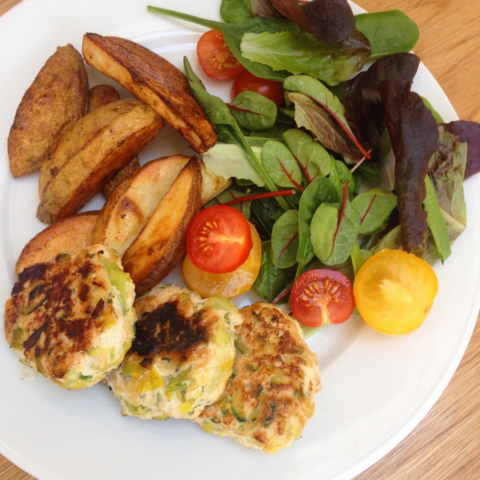 Hairy Dieters Turkey burgers with paprika chips