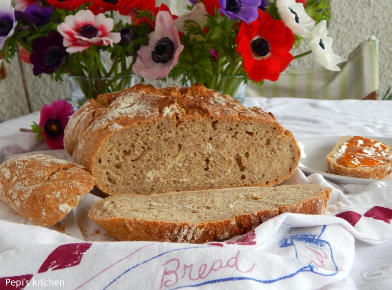 Pepi's kitchen in english Whole wheat Rosemary no knead bread