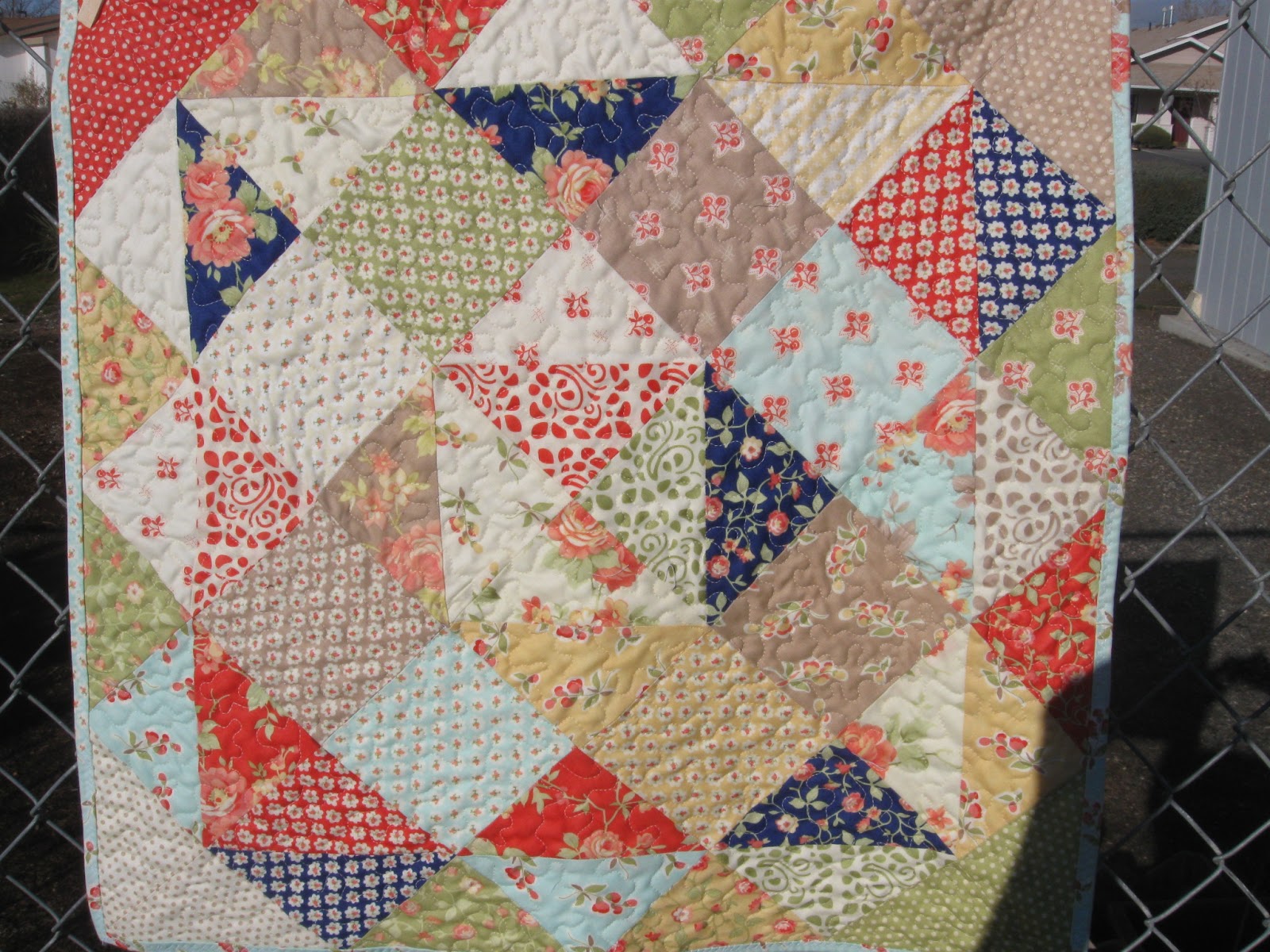 Loves to Quilt Quilt Police