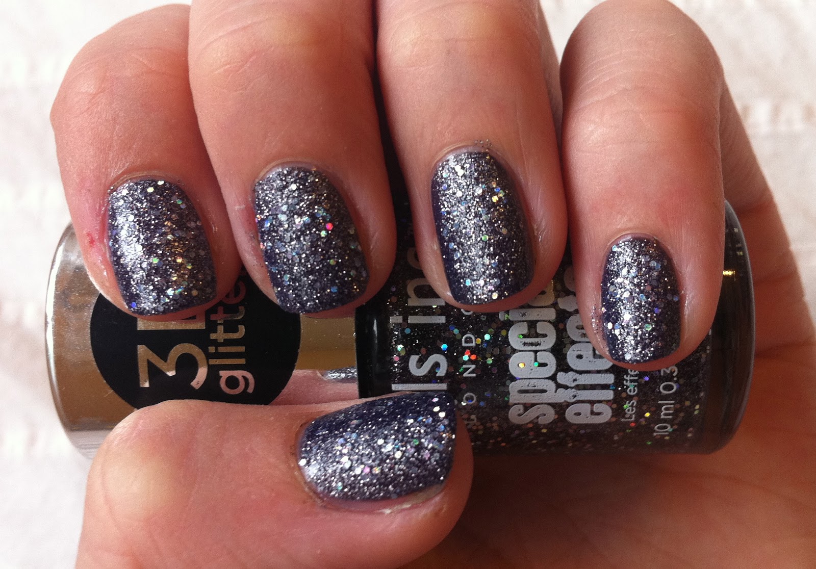Nails Inc's Special Effects 3D Glitter Nail Polish in Sloane Square