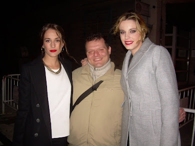 BERNI CON SILVIA ALONSO Y CAROLINA BANG