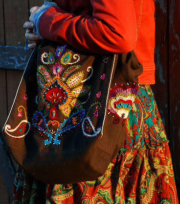 sfbag4+%282%29 - Instant Karma Embroidered Bag = Instant Love