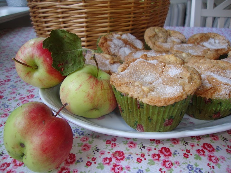 Frostrosor Saftiga kanel och äppelmuffins