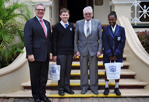 Norm Wallace Science Discovery Centre Awardees-Vanya and Jaimeen