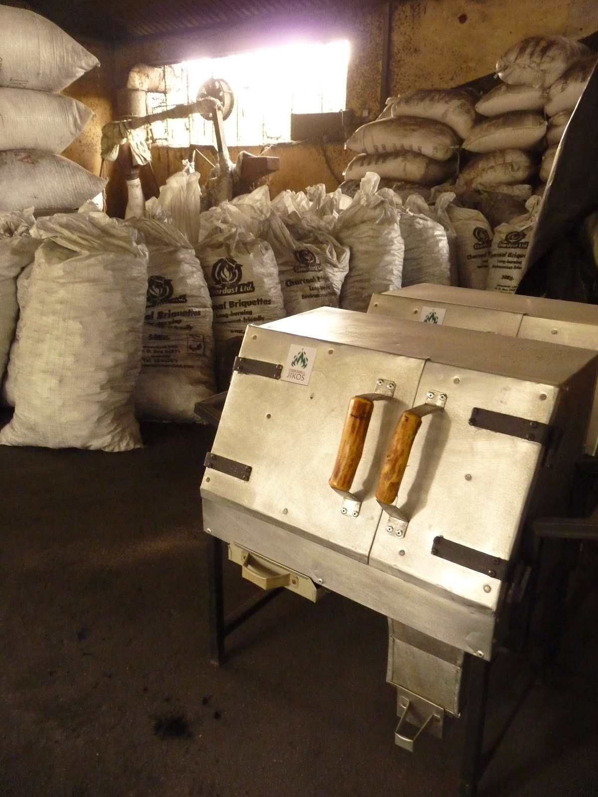 Renewable Energy Solutions Kenya The Cookswell Charcoal Safari Ovens