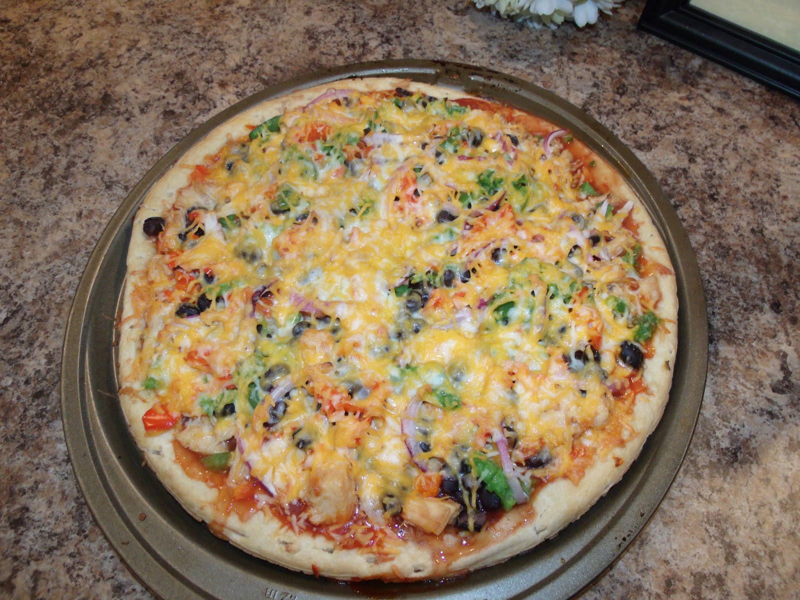 Everything in Between Chicken Fajita Pizza