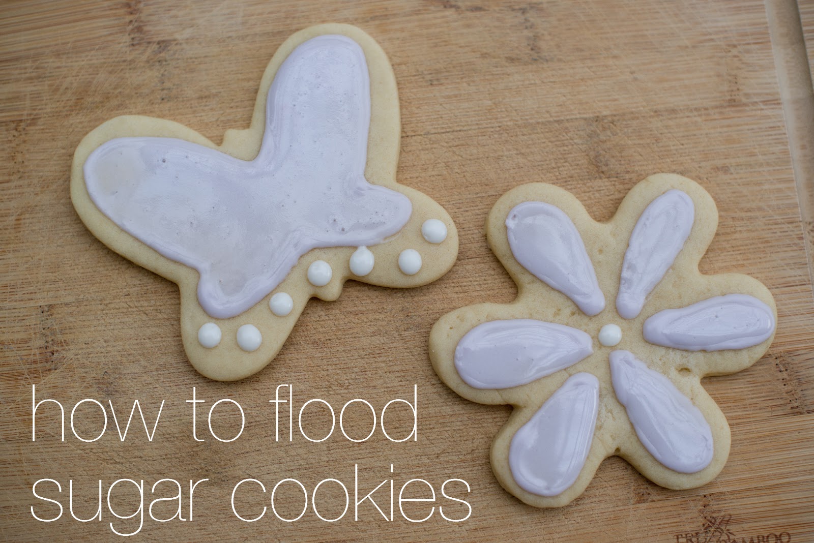 Domestic Fashionista How to Flood Sugar Cookies