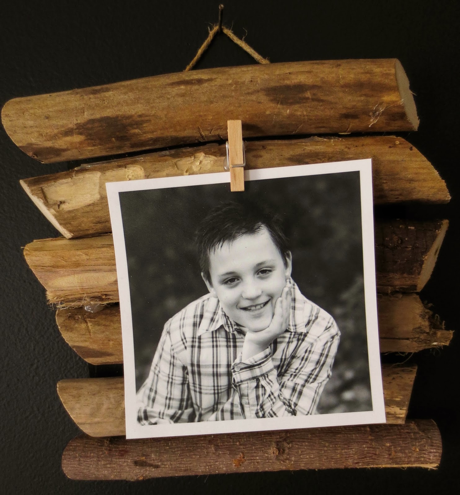 Down to Earth Style Make a Rustic Frame Collage