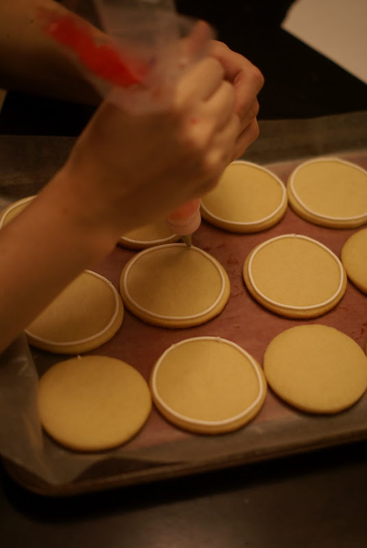 All About the COOKIES How I Ice my Cookies