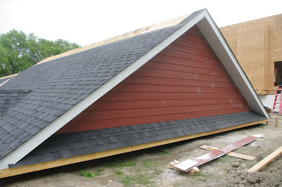 Thousand Square Feet: Owner Building a Home - Day 45 & 46 - Siding and