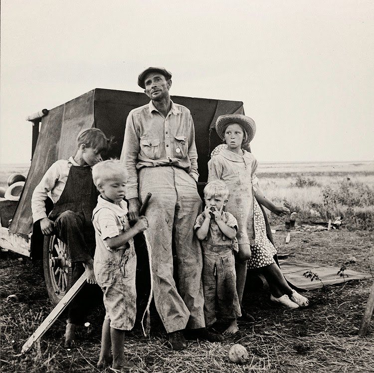 Amazing Black and White Pictures of Scenes from the Dust Bowl during