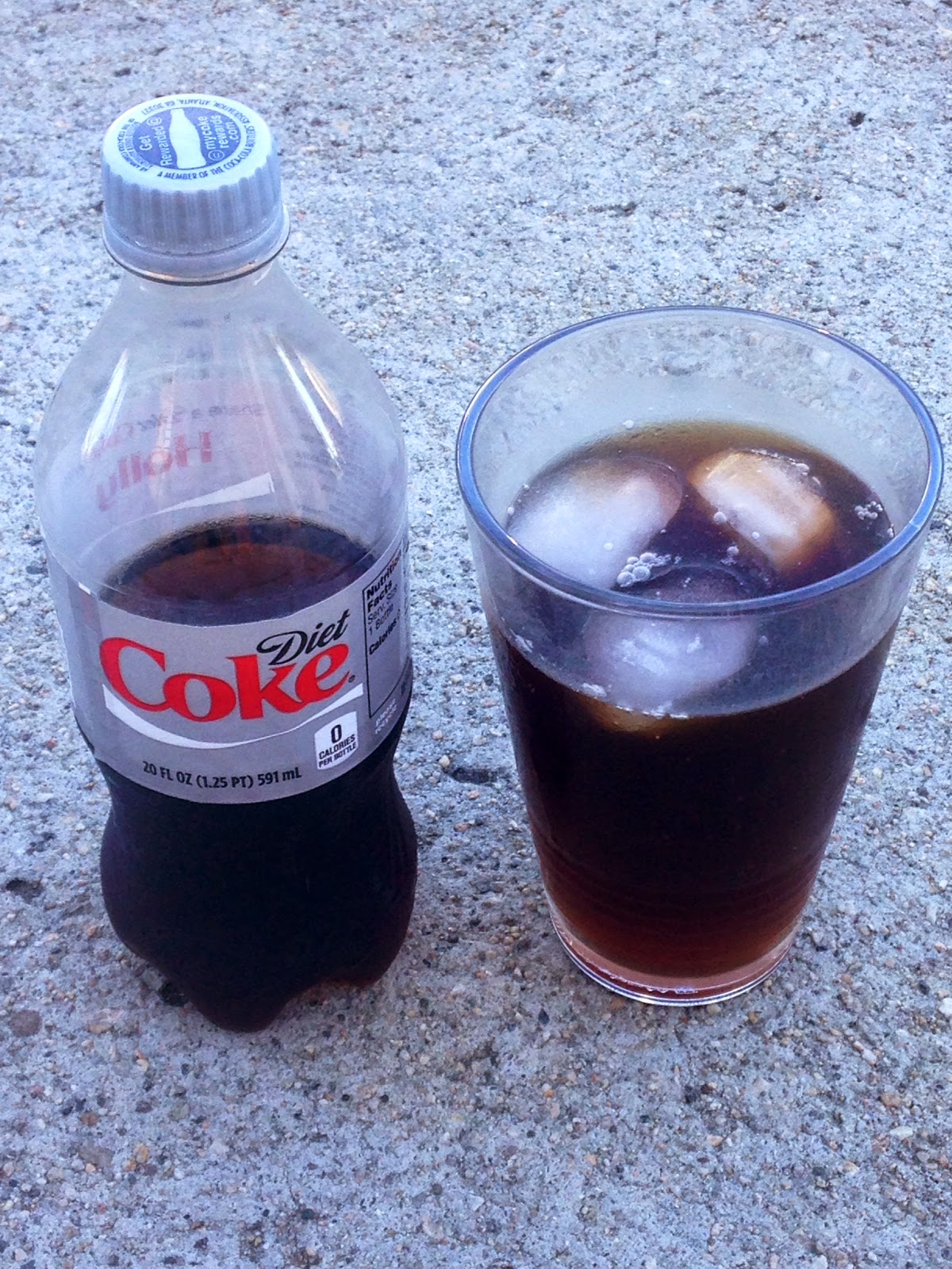 How To, How Hard, and How Much Mentos in Ice Cubes + Diet Coke