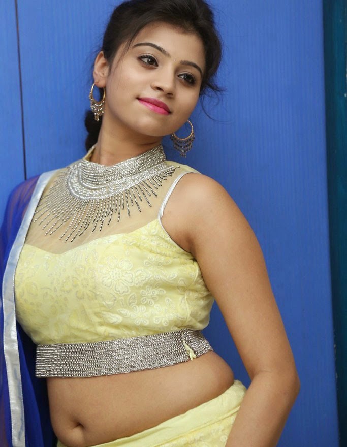 Priyanka hot navel show stills | Actress hot stills