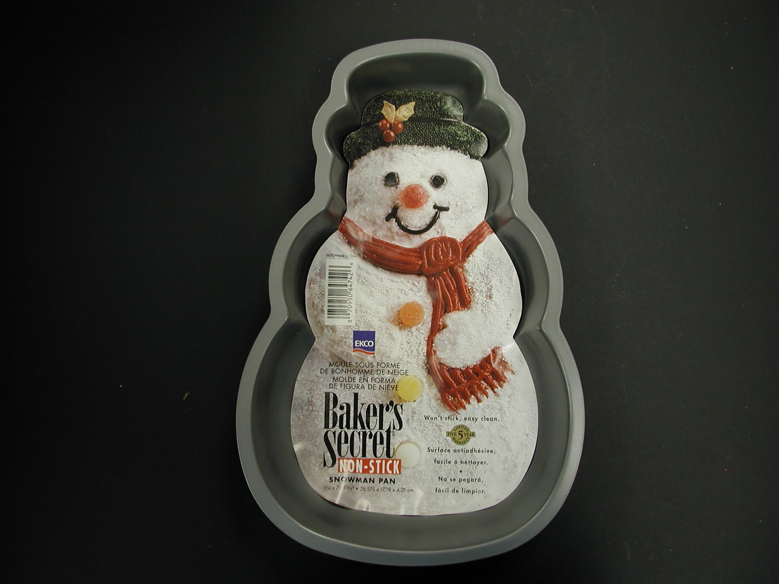 Solon Public Library Holiday Cake Pans