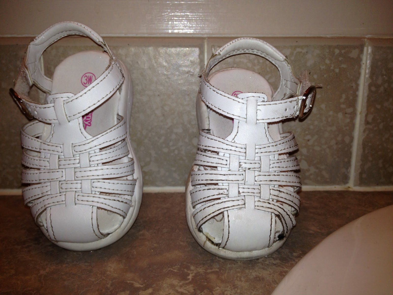 Industrious ThirtyOne How to Clean the Dirt and Sweat Stains out of