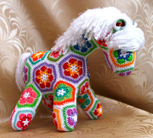 Irish crochet &: TOYS AFRICAN FLOWERS ... ??????? ...