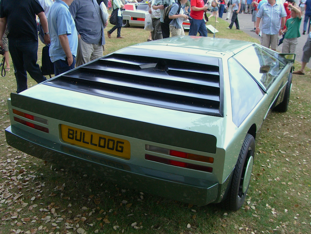 Fab Wheels Digest F W D 1979 Aston Martin Bulldog Concept