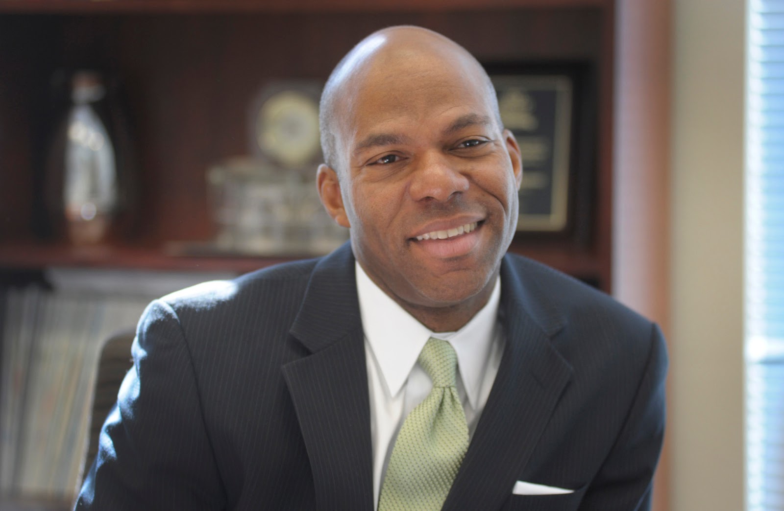 Charles R. Dickerson on Living Your Best Life with Genma Holmes Genma Speaks