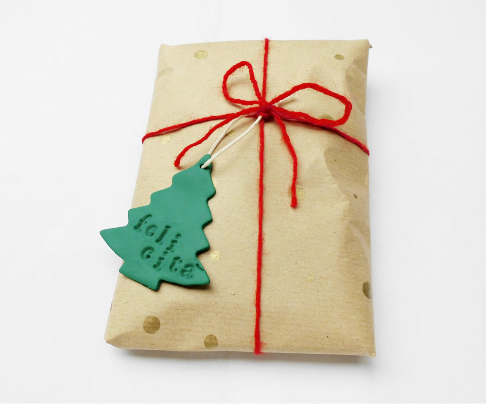 Come Incartare I Regali Di Natale.Gift Wrapping Idea 1 Come Incartare I Regali Di Natale