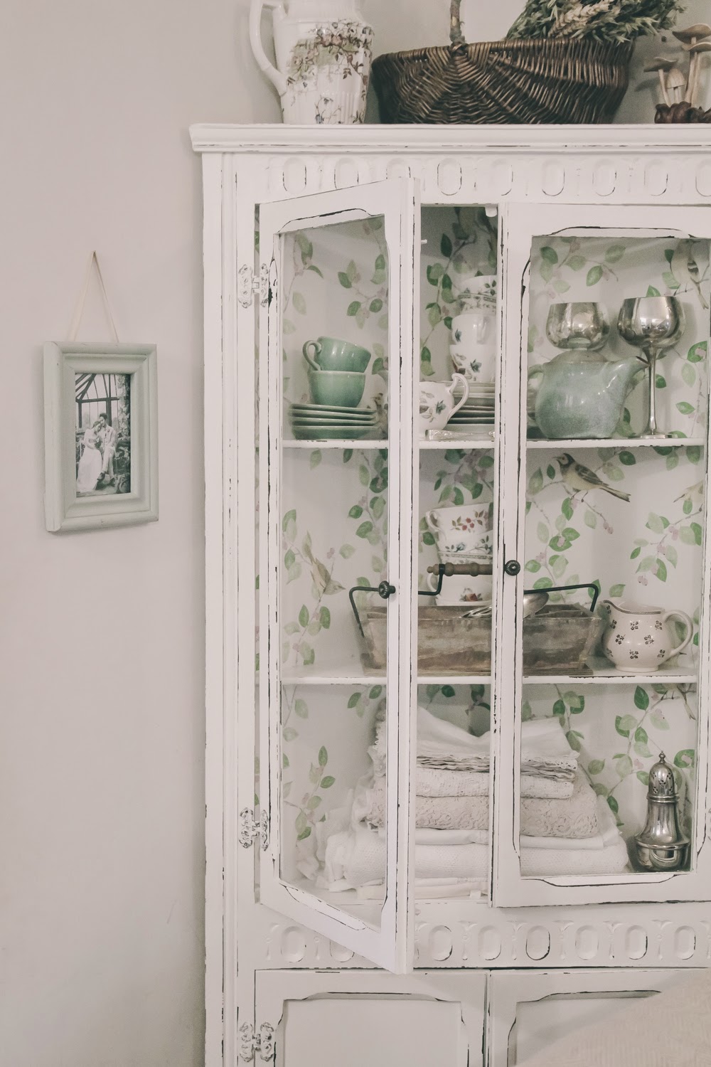 How to create a distressed wallpaper cabinet