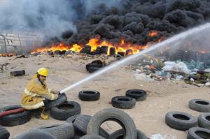 أكثر من 50 صورة و 9 مقاطع لتغطية حريق امغرة يوم الجمعة 4-5-2012