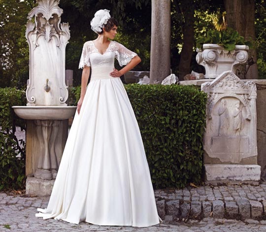 2014 Akay Gelinlik Modelleri Indirim