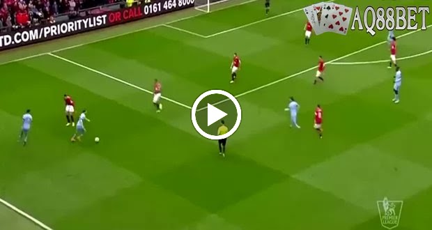 Agen Bola - Highlights Pertandingan Manchester United 4-2 Manchester City 12/04/2015