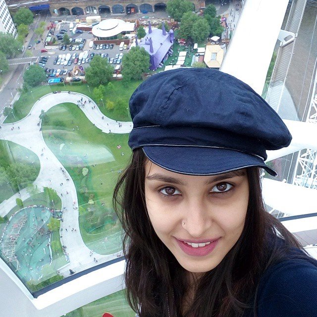 Navneet Kaur Dhillon Pics HD