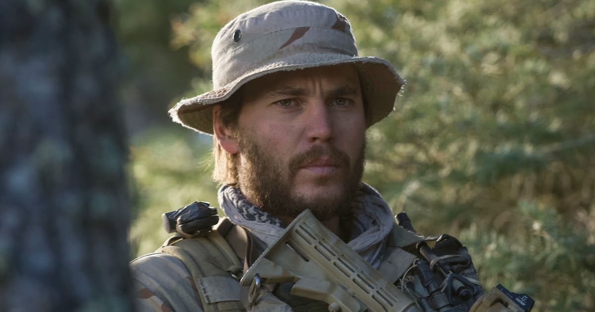 Lone Survivor  Parceiros em Battleship, Peter Berg e Taylor Kitsch estão  em filme sobre caçada a líder da Al-Qaeda