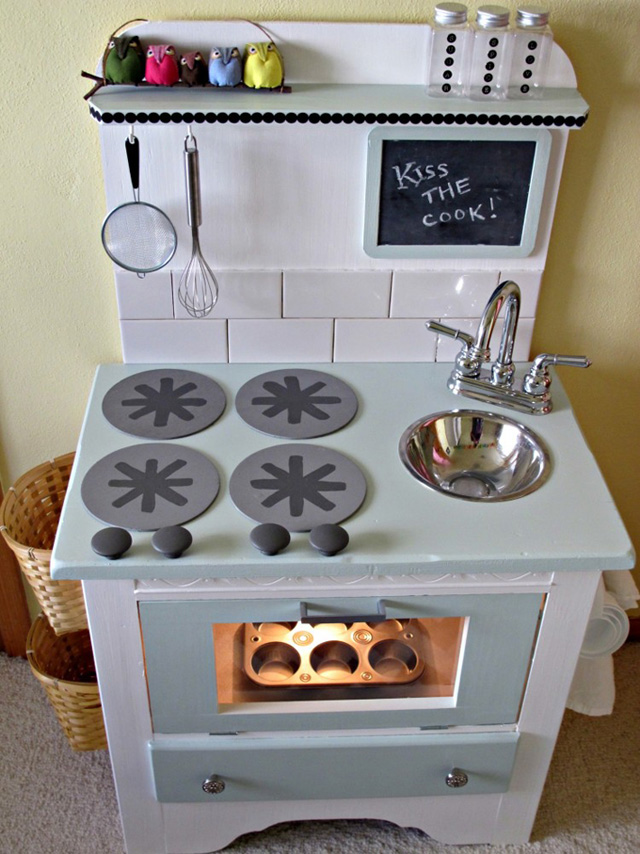 Live, Love, Laugh and RENOVATE! DIY Play Kitchen Plans!