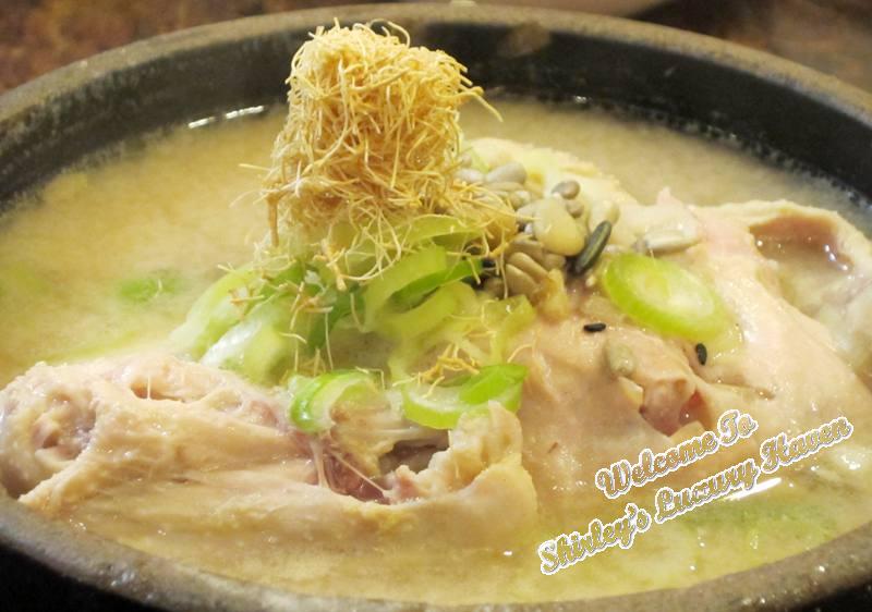 Korean Ginseng Chicken Soup At Tosokchon (土俗村參雞湯), Seoul
