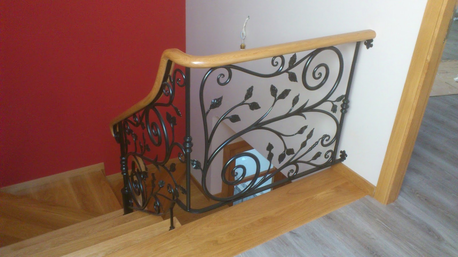 ESCALERAS Y PASAMANOS