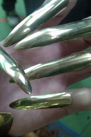 An image from my tumblr. ::shameless plug:: vs. Dagger Nails from