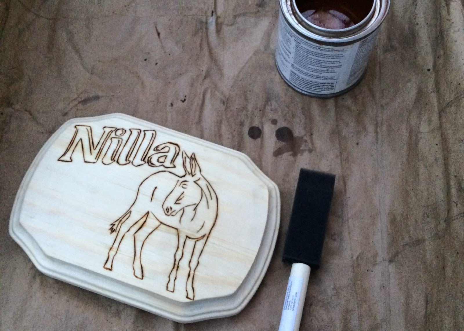 Do It Yourself Horse Ownership -- How to make a wood horse stall sign