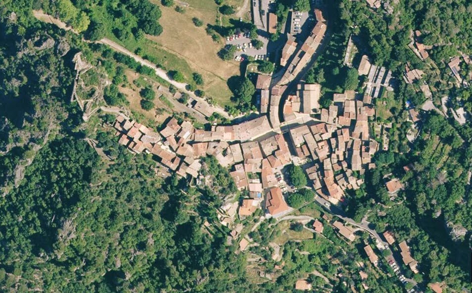 Le village vu du ciel