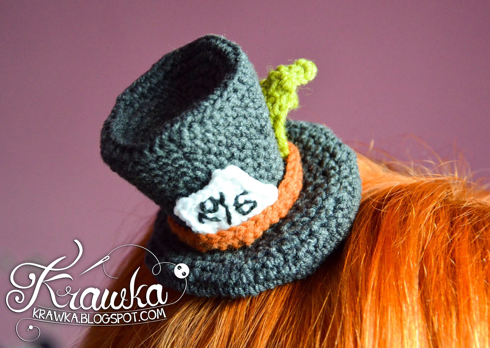 Krawka: Mad Hatter's Little Hat by Crazy Hairclip Maker