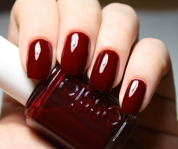 vique's varnish essie poor lil