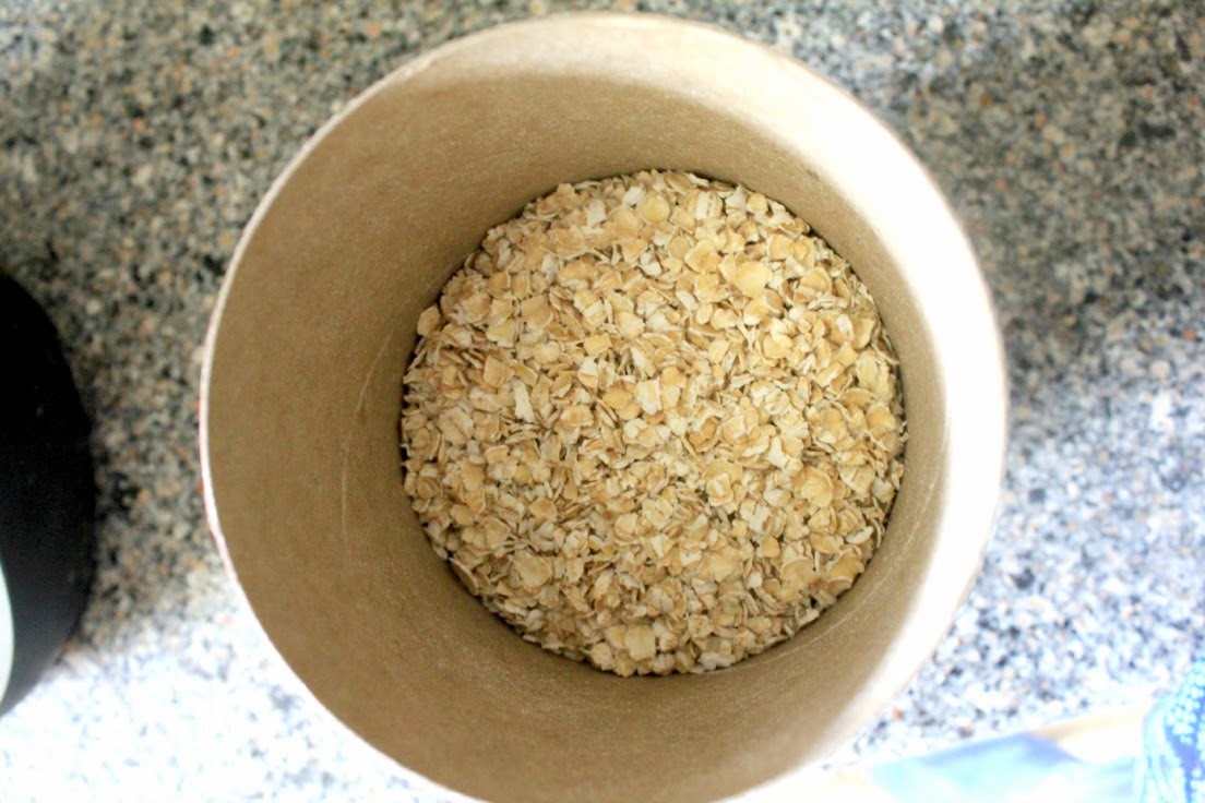 DIY Homemade Oatmeal Body Scrub! Perfect Mother's Day gift! #BestMomsDayEver#ad