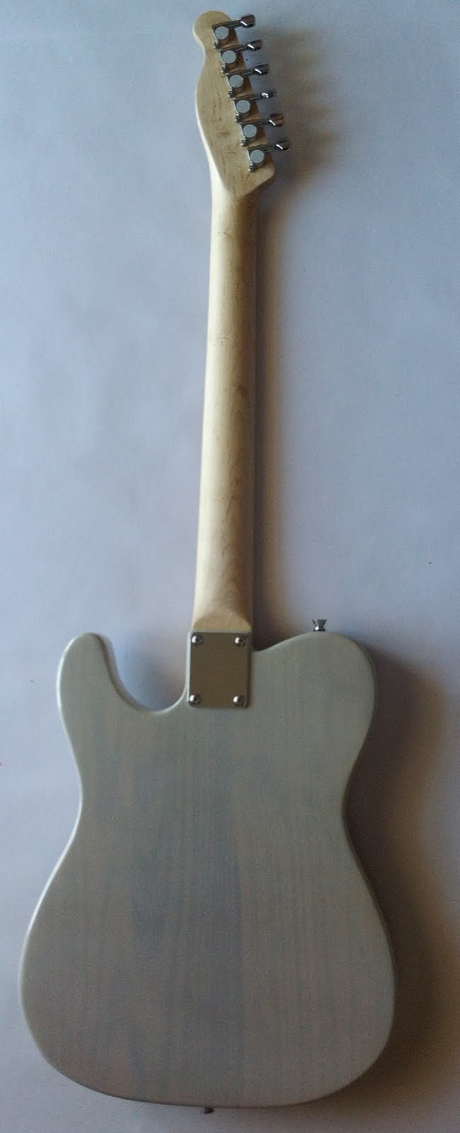 Tele White "Rulez Queen"