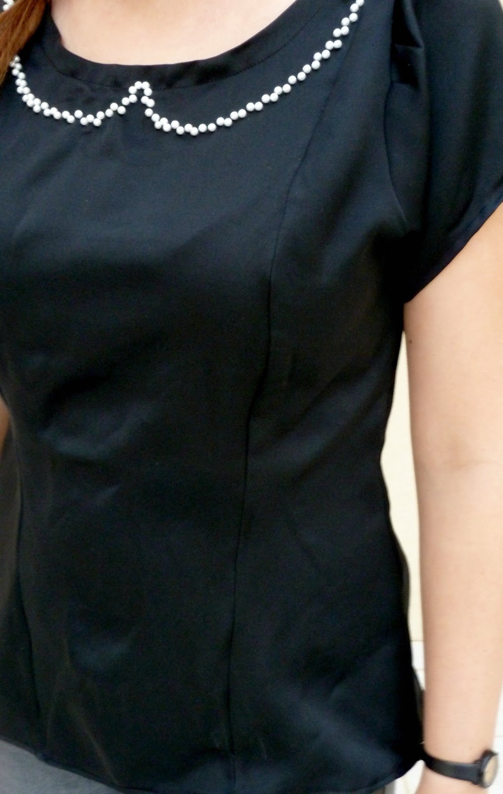 DinosaurGirl Pearl Collar Blouse + How to make a pearl collar tutorial!