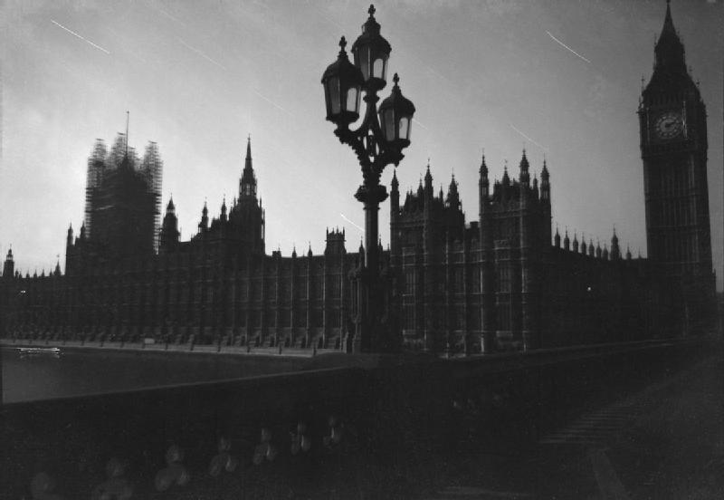 What Did Palace of Westminster Look Like  in 1940 