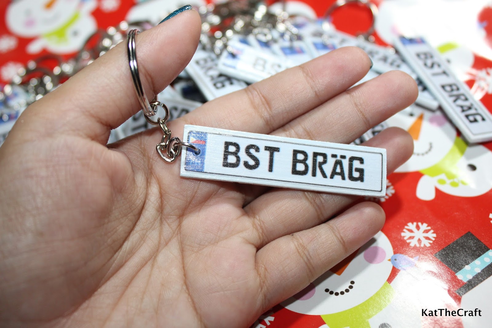 So Many Things to Do, So Little Time DIY License Plate Design Keychain