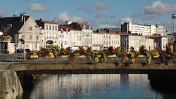 Nombreux canaux à La Rochelle