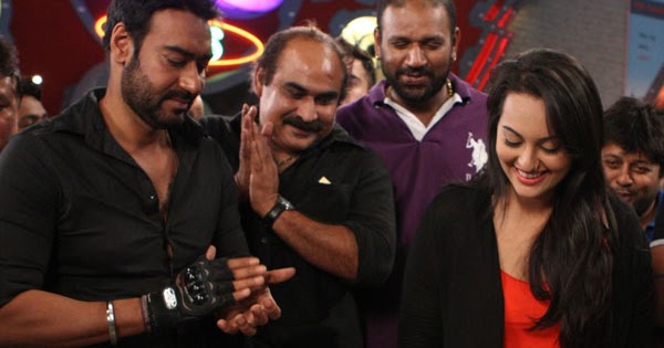 Sonakshi Sinha Birthday Celebrations Photos