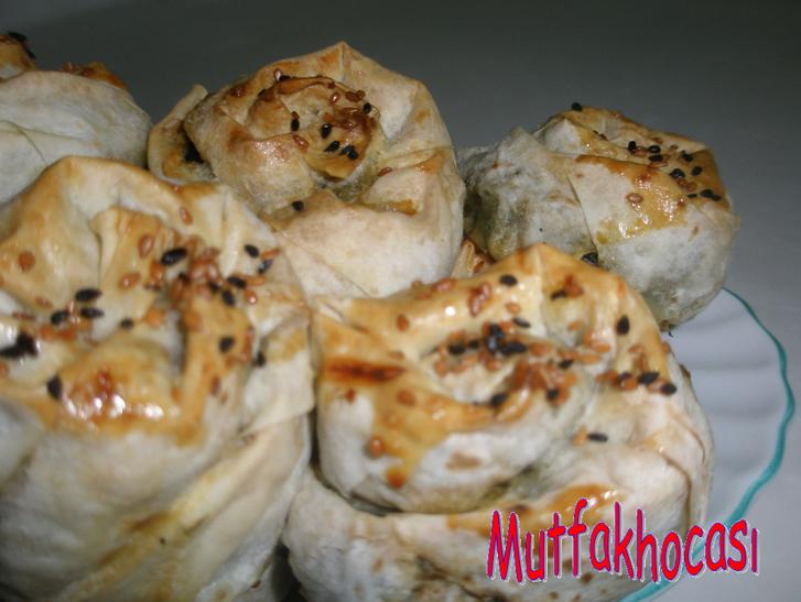Mutfak Hocası » ıspanaklı börek