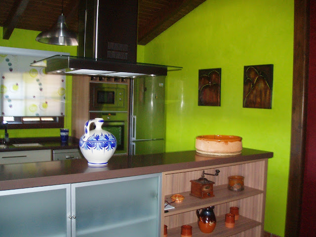 PINTURA RÚSTICA Y DECORATIVA